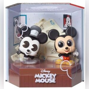 Disney Doorables NEW Grand Entrance 3-inch Collectible Mickey Mouse 2-piece Set